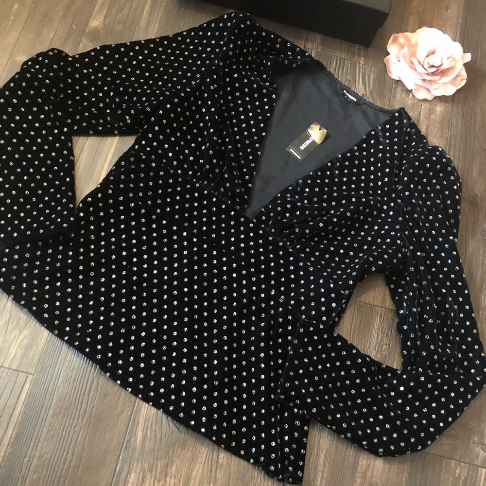 ❤️😍🌺 Express blouse ❤️😍🌺